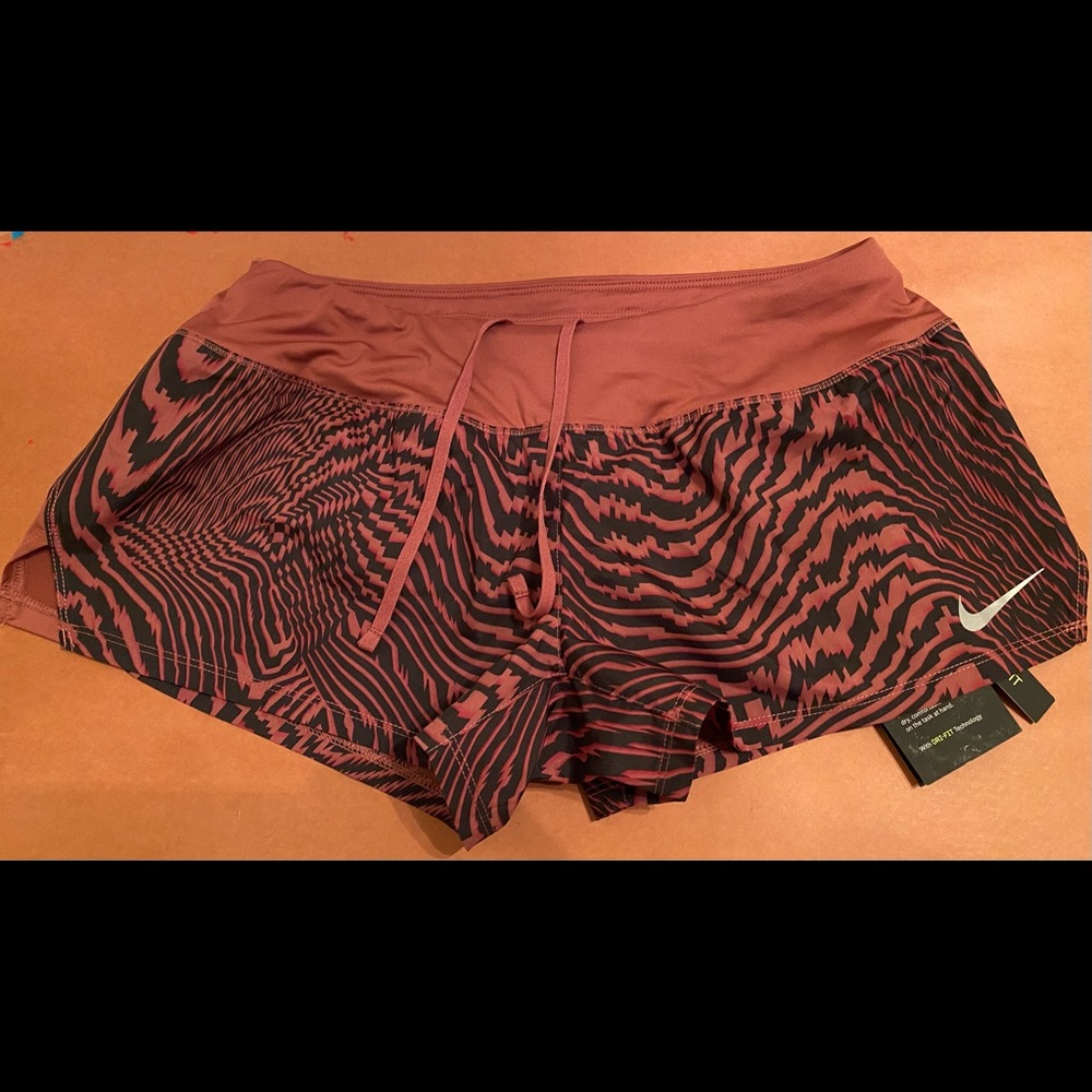 Women’s Nike dr-fit running shorts
